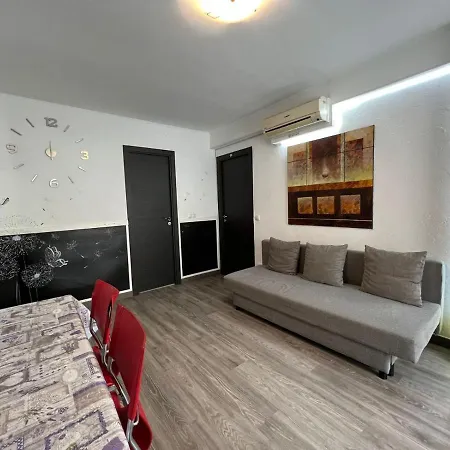 Apartment Peset 69 *